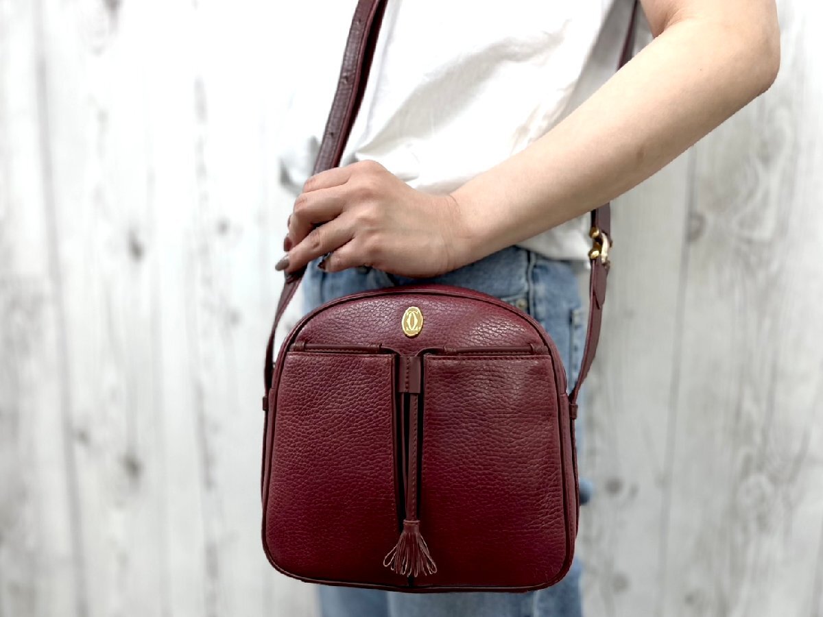 【極美品】 Cartier ショルダーバッグ レザー マストライン ボルドー 極美品 Cartier カルティエ マストライン ショルダーバッグ