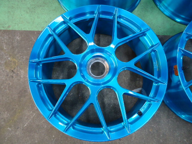 ポルシェ992 カレラ4 GTS BCフォージド鍛造ホイール　センターロック　美品_画像5