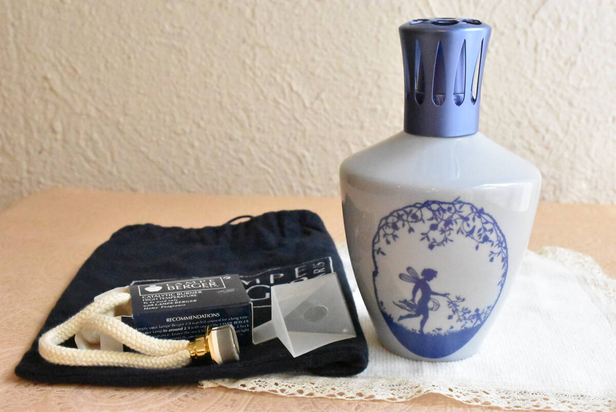 ランプベルジェ*LAMPE BERGER*天使の夢*ランプ*アロマランプ*芯付き*新品*展示品*容器*置物*オブジェ*インテリアにも アロマライト・ランプ