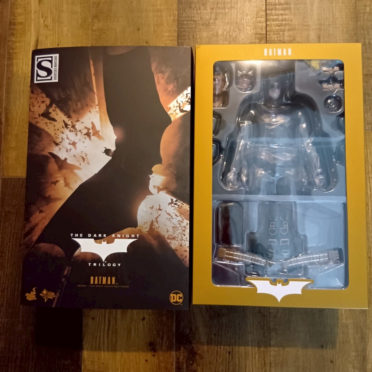 未開封HOT TOYSホットトイズBATMANバットマン ビギンズ2.0版1/6