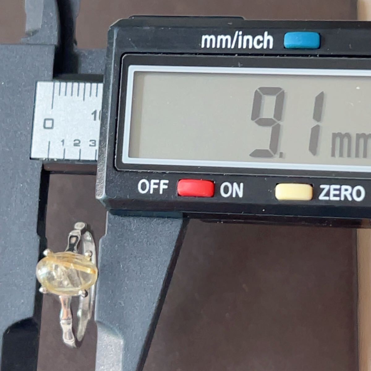 ◇チタンルチルクォーツ（針水晶）◇キャツアイ効果◇指輪◇パワーストーン◇天然石◇巾着袋付き◇プレゼントに038R7413_画像8