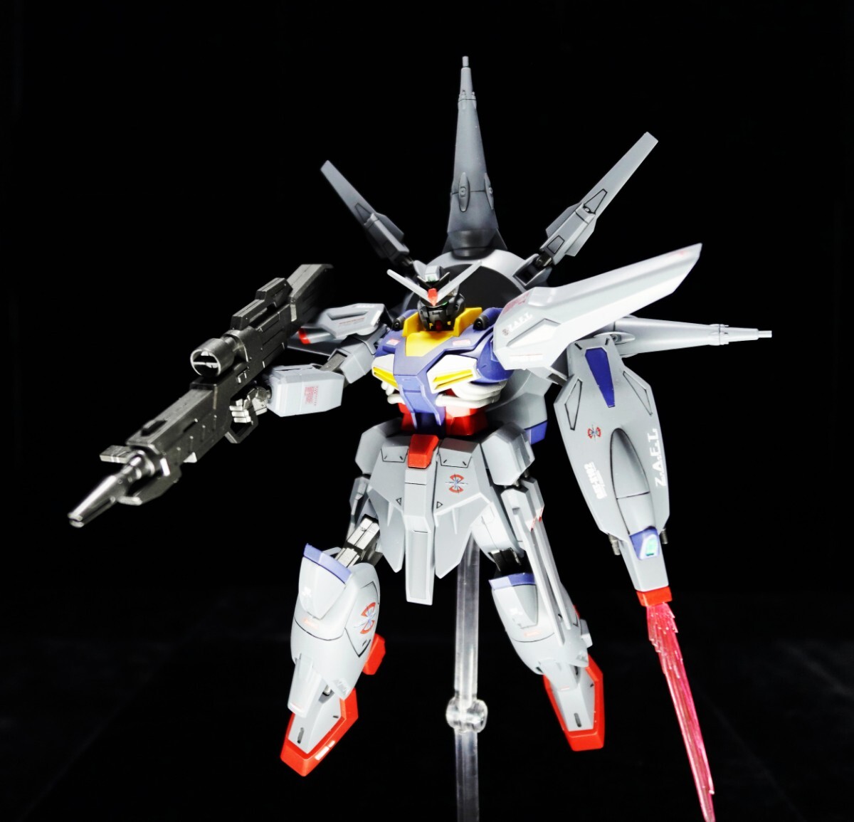 ガンプラ◇ HG1/144プロヴィデンスガンダム全塗装仕上げ完成品