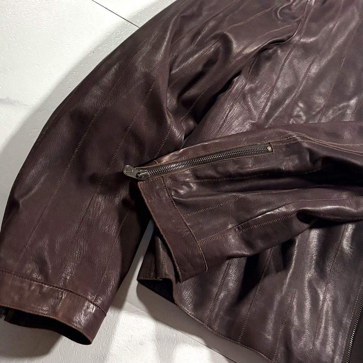 ARMANI COLLEZIONI アルマーニコレツォーニ　ライダース　38 ARMANI COLLEZIONI - アルマーニコレッツォーニ クロコ型押し