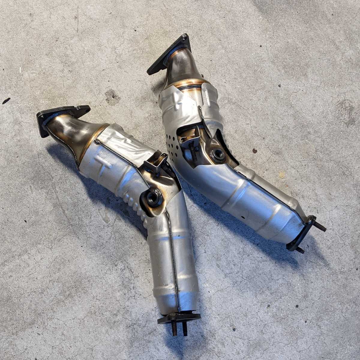 中身あり V36 Z34 Y51 日産純正 触媒 キャタライザー 左右セット 素材用にどうぞ VQ25HR VQ37VHR 