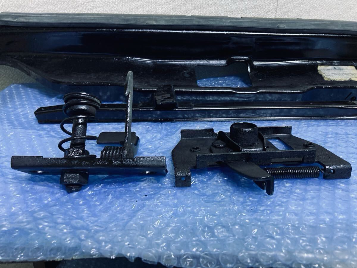 330 セドリック グロリア アッパー サポート センター ブレース ボンネット ロック キャッチ セット ラジエーター ブレス フロント 331 332_画像4