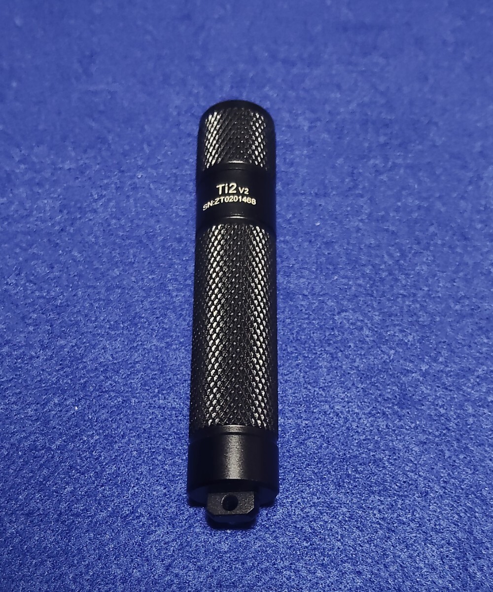 ThruNites Roo Night Ti2 V2( чёрный ) мобильный брелок для ключа type CREE XP-G2 LED установка 1 -ступенчатый переключатель : Max80 люмен