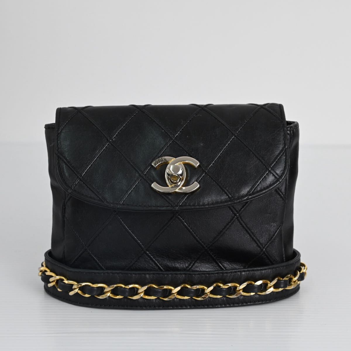 シャネルラムスキンココマークウエストバッグ CHANEL シャネル ココマーク マトラッセ ウエストバッグ