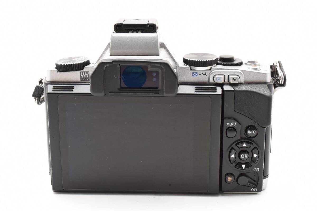 オリンパス OM-D E-M5 ミラーレスデジタルカメラボディ シャッター回數(shù)5920 シルバー Olympus 412