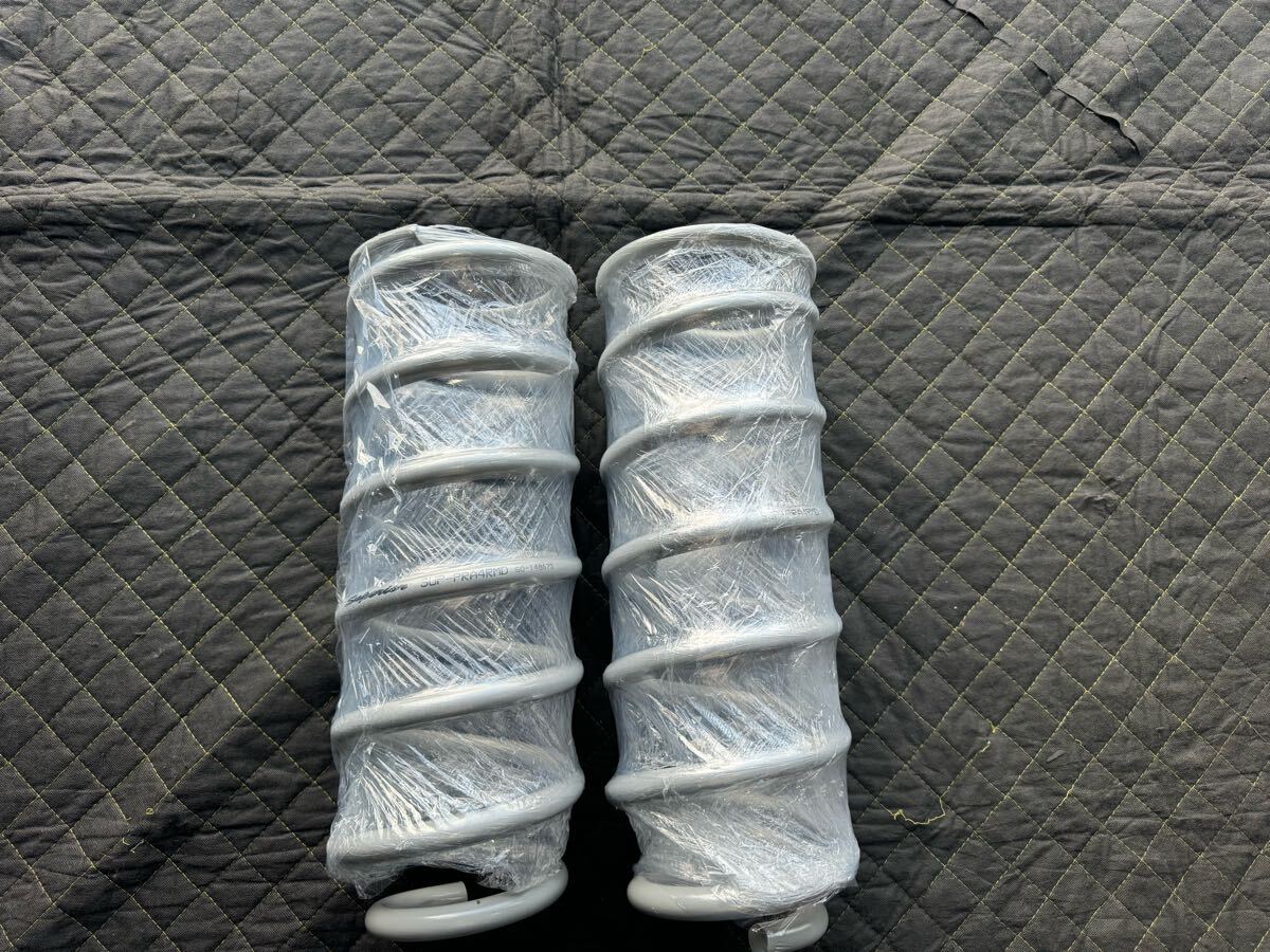 新品　スーペリアエンジニアリング　ランドクルーザープラド用　3インチアップコイル　リア2本セット_画像1