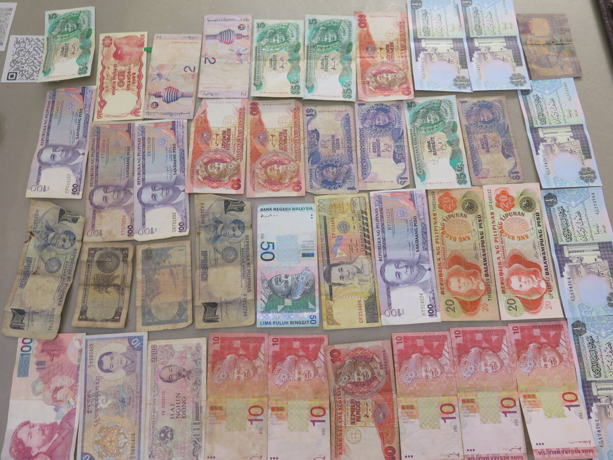 呉海軍工廠　購買券　外国紙幣　海外切手等　おまとめ　コレクション　希少 呉海軍工廠 購買券 外国紙幣 海外切手等 おまとめ コレクション