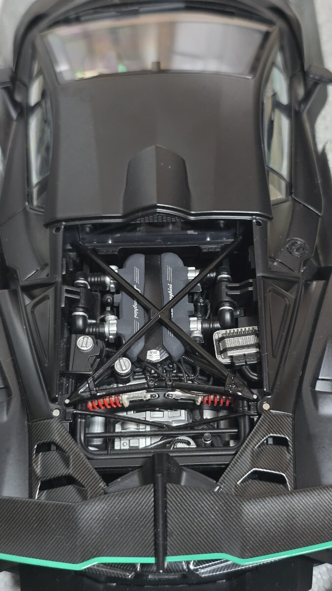 Auto Art 1/18 Lamborghini vene-no