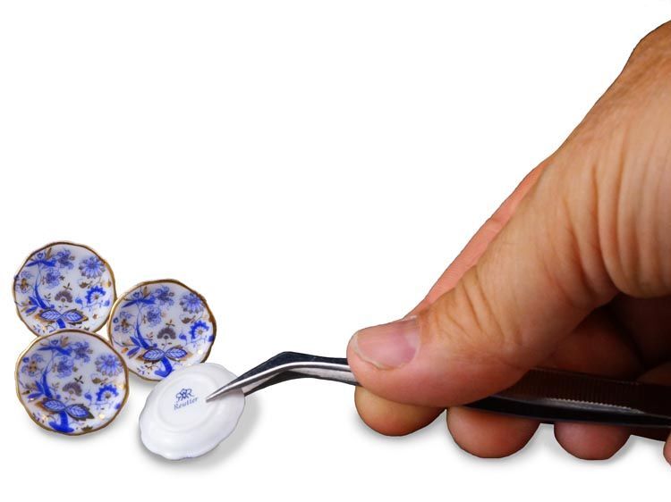 ミニチュア　 ロイターミニチュア　　ケーキ皿４枚セット　ゴールドオニオン　RP1353-5　ドールハウス用_画像4