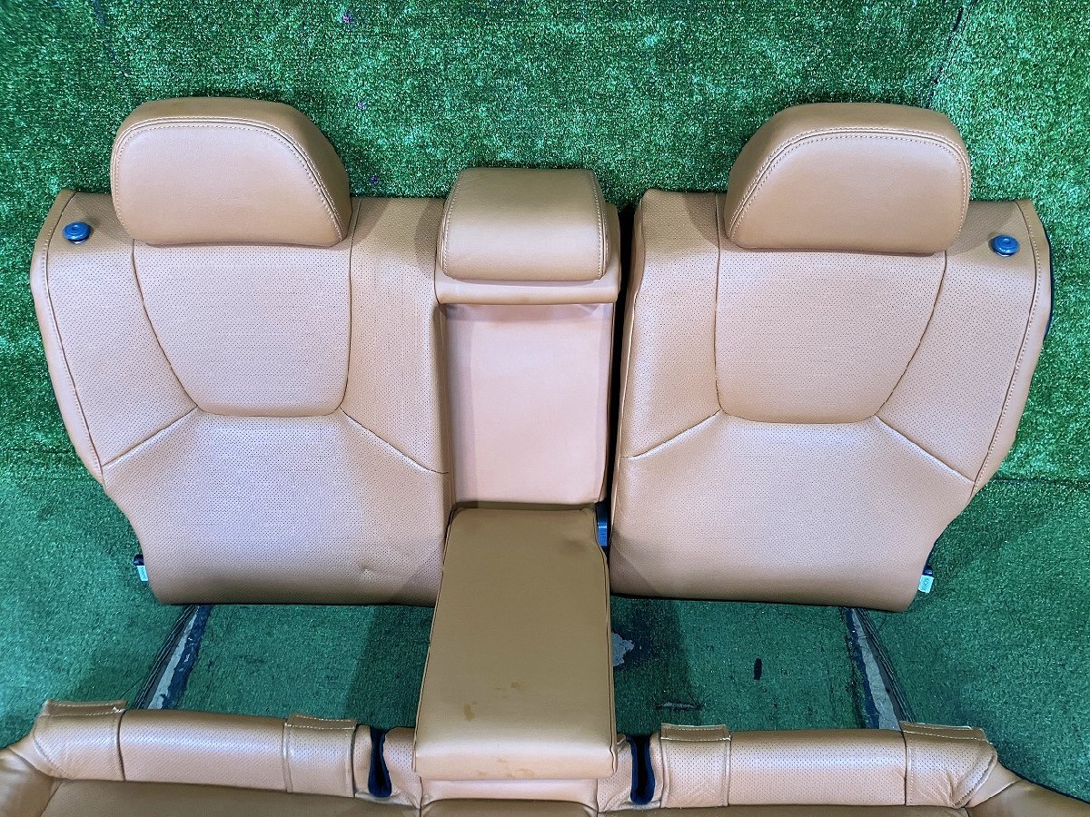 Y管理78434 H23 インプレッサ WRX STi Aライン GVF】☆薄茶色 タンレザー 后部座席 リア シート アームレスト付☆トリム G50