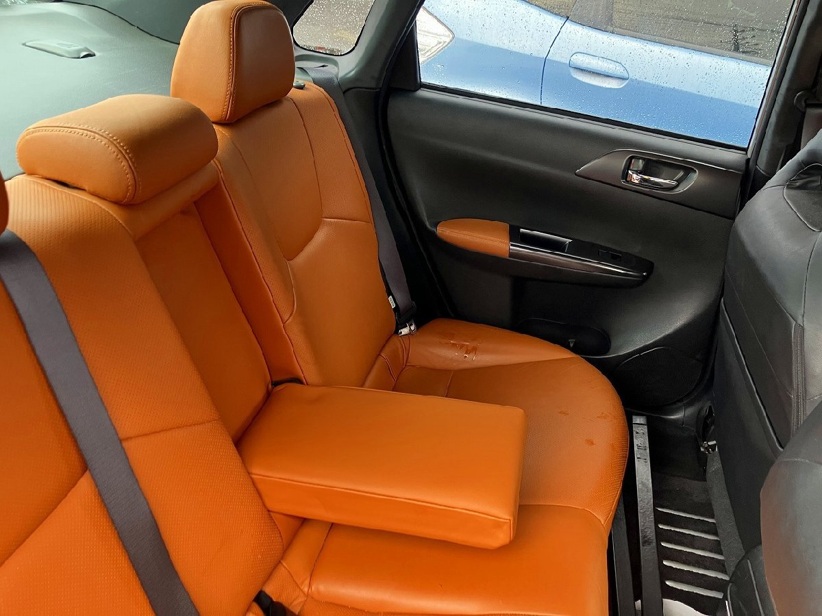 Y管理78434 H23 インプレッサ WRX STi Aライン GVF】☆薄茶色 タンレザー 后部座席 リア シート アームレスト付☆トリム G50
