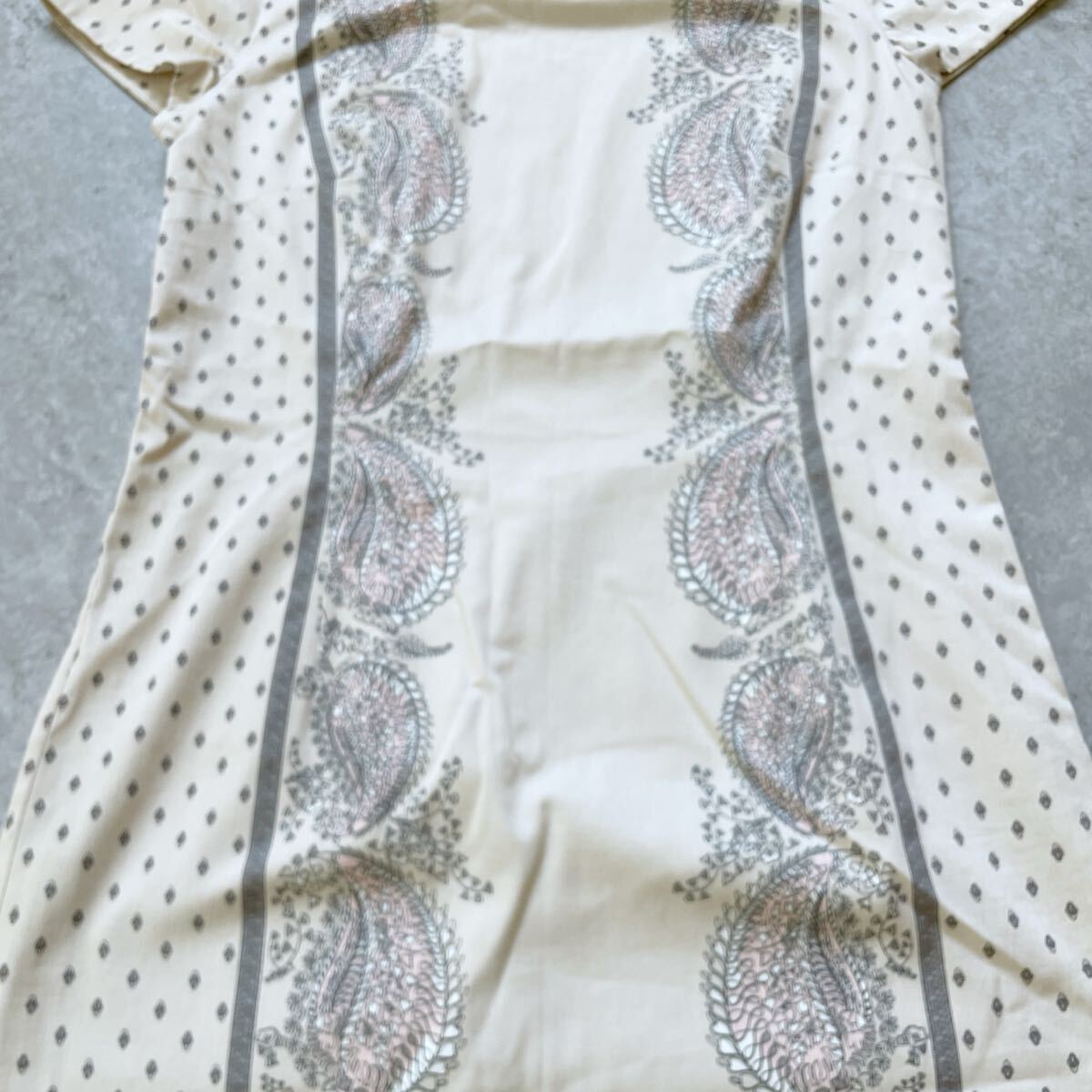 ローラアシュレイ ワンピース 11号 ペイズリー 総柄 ベージュ L 膝丈_画像5