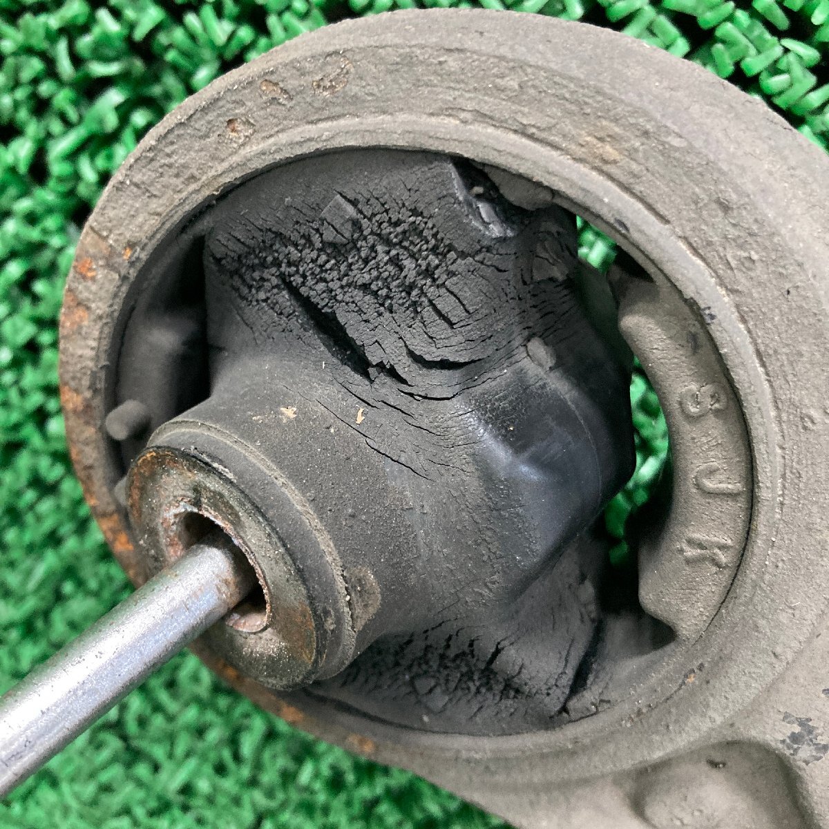 !! снижение цены повторная выставка!! Elysion S RR1 распорка передние левое и правое комплект (W4490)!!