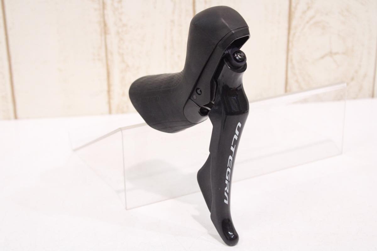 ●SHIMANO シマノ ST-R8020 ULTEGRA 機械式変速 油圧式ブレーキ 右STIレバー