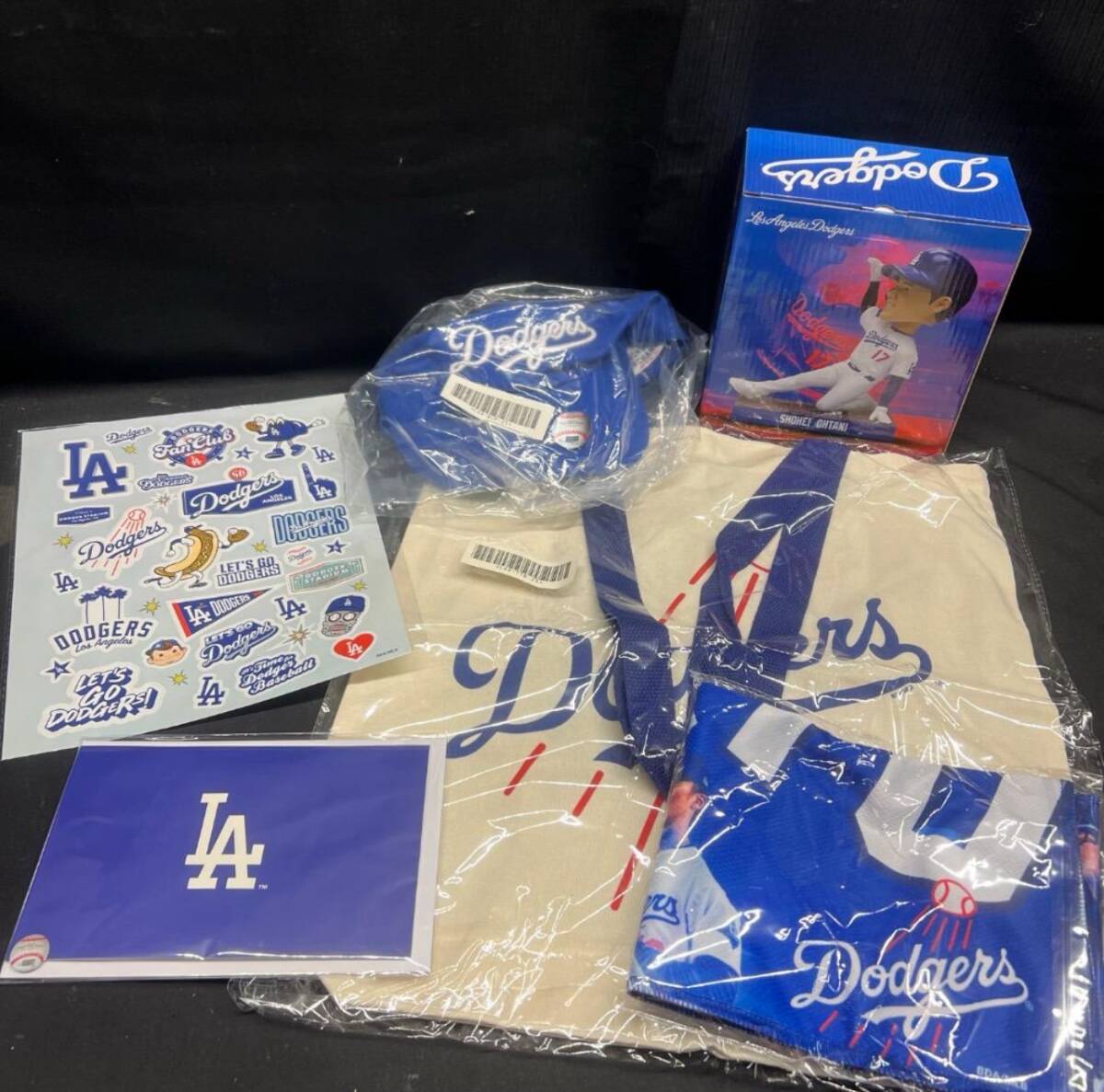 新品!6点セット大谷ボブルヘッド付【 ドジャース ファンクラブ ボックス】 ⑪ 新品未使用 ドジャースファンクラブ オールスター会員特典 6