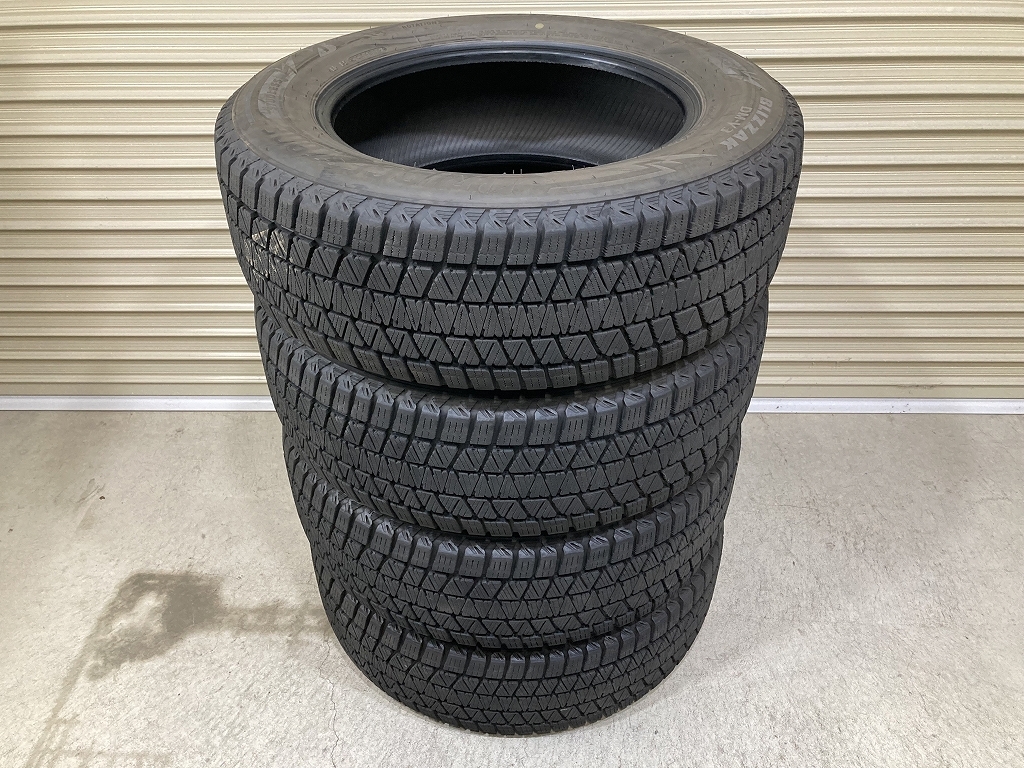 ☆送料込☆バリ溝☆ブリヂストン ブリザック DM-V3 225/65R17 4本 バリ溝 BRIDGESTONE BLIZZAK DM-V3 225/65R17 4本セット