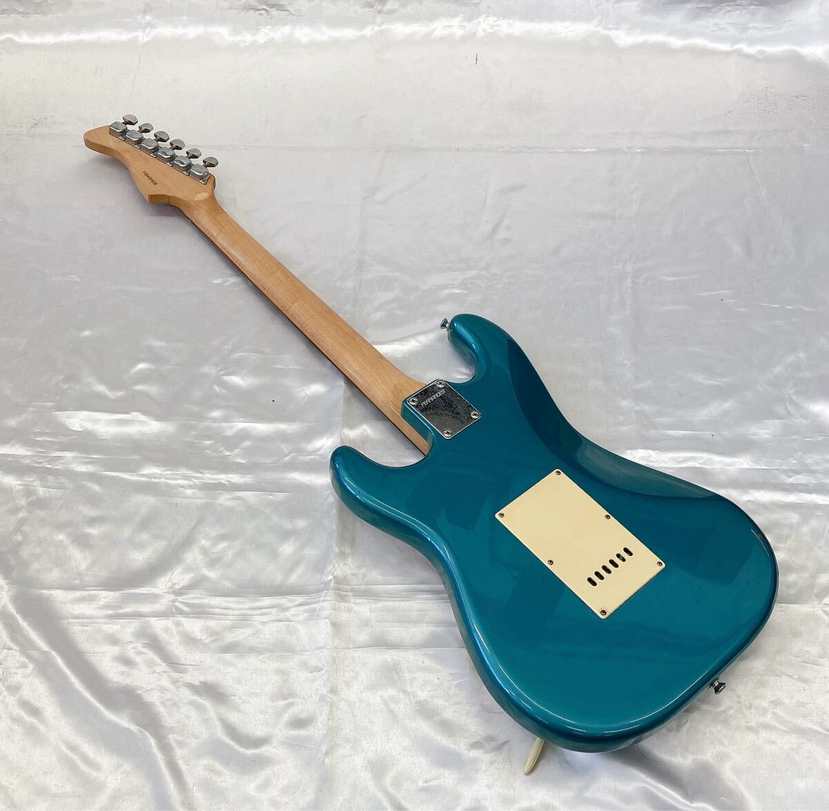 フェルナンデス FST レイクプラシットブルー FERNANDES フェルナンデス レイクプラシッドブルー ストラト