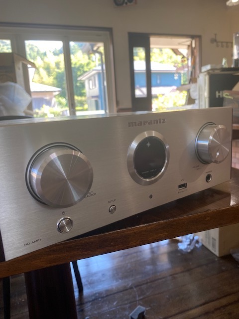 USB-DAC内蔵プリメインアンプ marantz HD-AMP1 マランツ マランツのUSB DACアンプ「HD-AMP1」、リモコンでの音量調整に