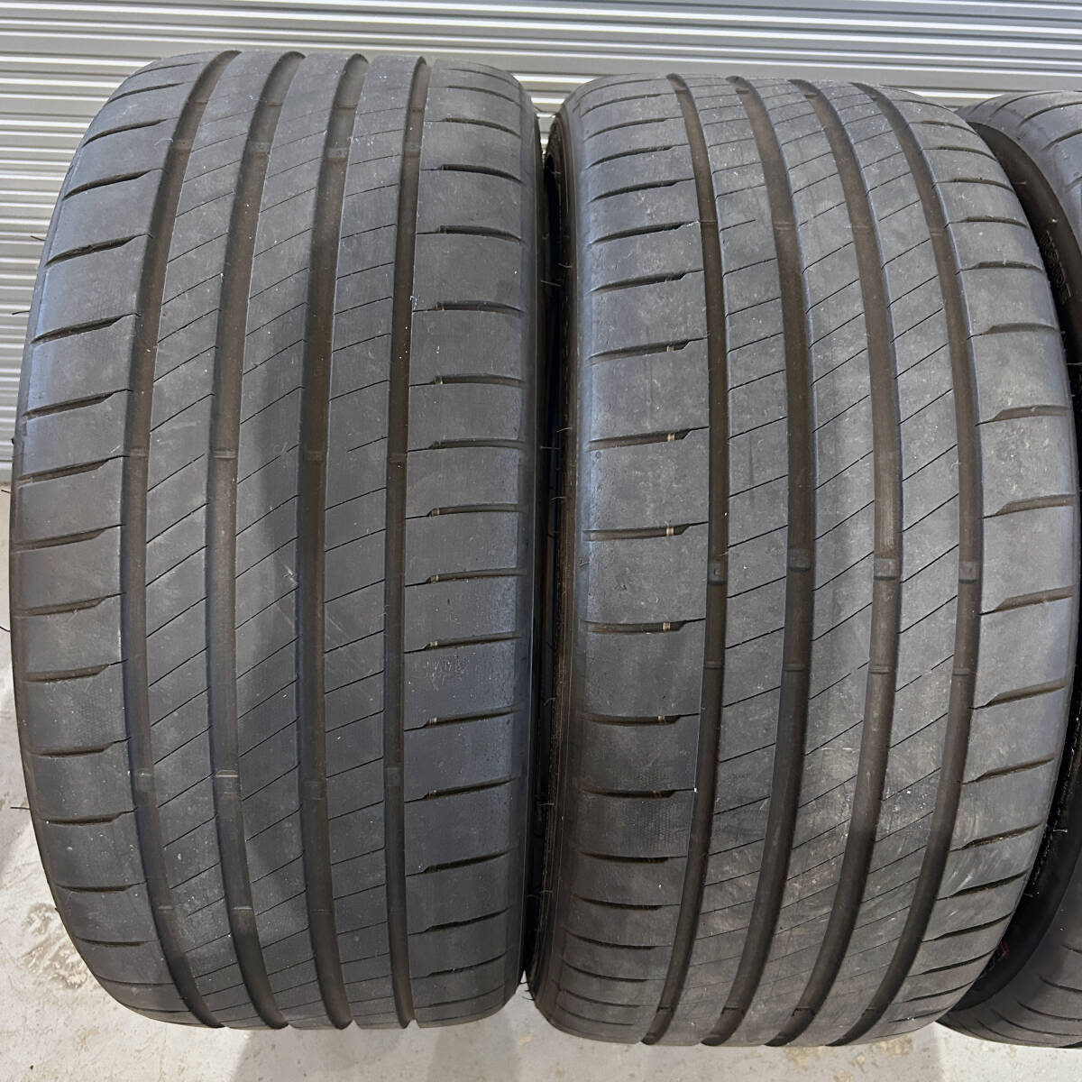 ブリヂストン ポテンザ S005 235/35R19 室内保管 【4本セット】_画像3