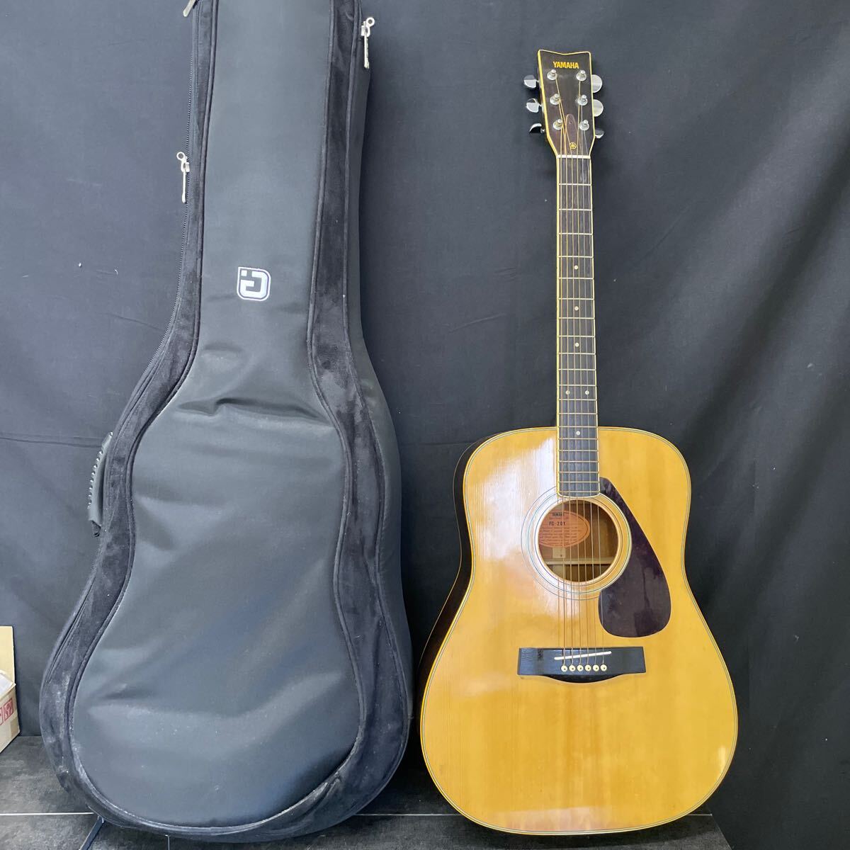 【比較的キレイ‼️ケース付‼️】Yamaha FG-201 アコースティックギター YAMAHA ヤマハ FG-201 アコースティックギター ケース付き 楽器