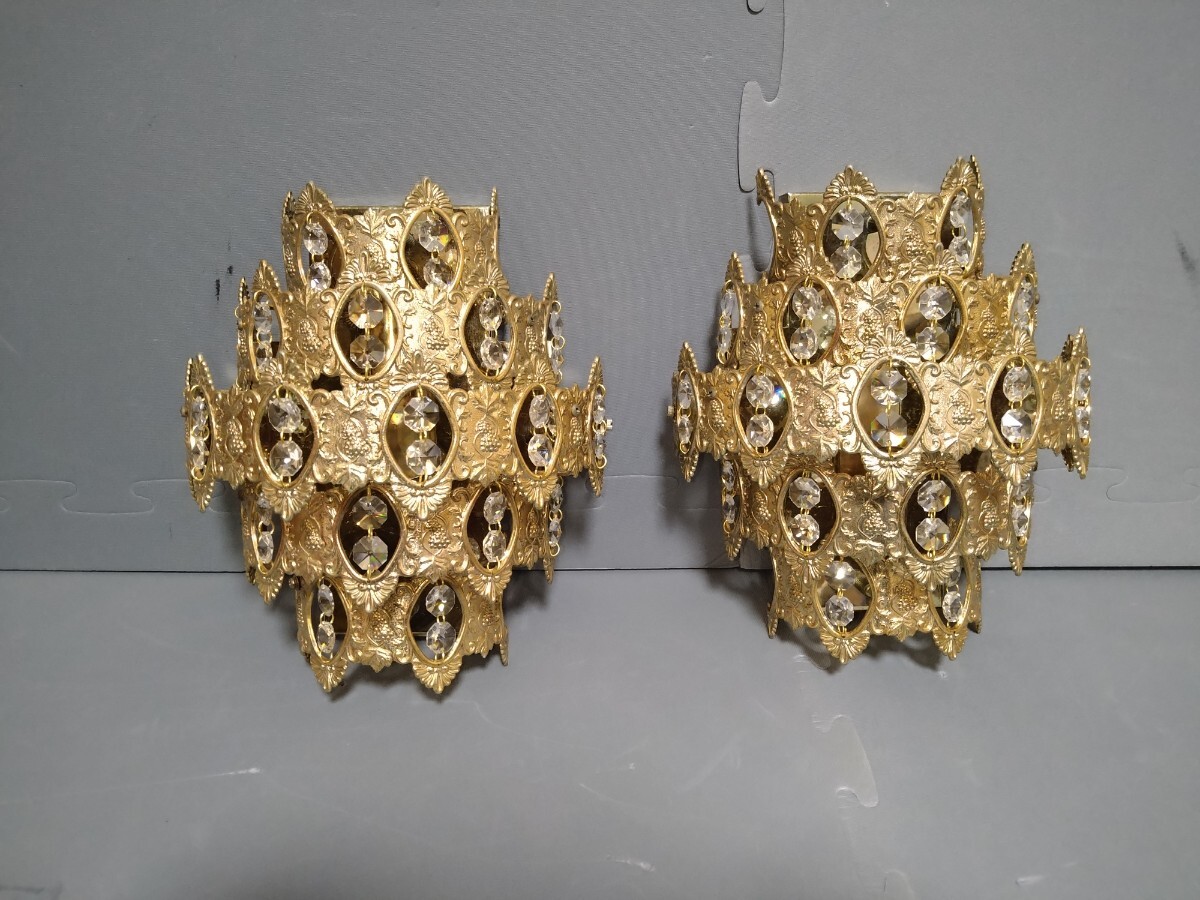 Gold King металлический маска орнамент люстра демонстрационный рузовик retro салон автобус туристический автобус центр туристический мужчина. замок золотой . гора подводный цветок Gold King металлический маска орнамент люстра демонстрационный рузовик retro салон автобус туристический автобус центр туристический мужчина. замок золотой . гора подводный цветок