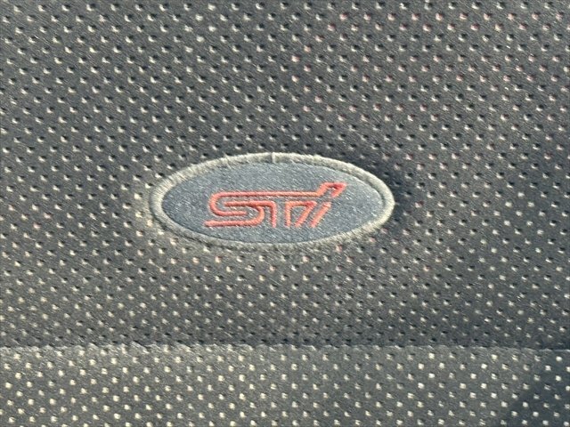 SUBARU スバル FORESTER フォレスター SF5 S/tb -STiⅡ LIMITED シート 右 ②【個人名配送不可】