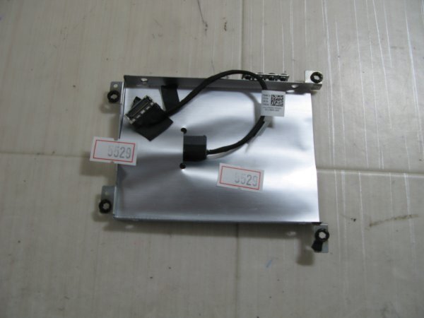 5529◆DELL Latitude 3500　HDD/SSDマウンターとコネクター_画像1