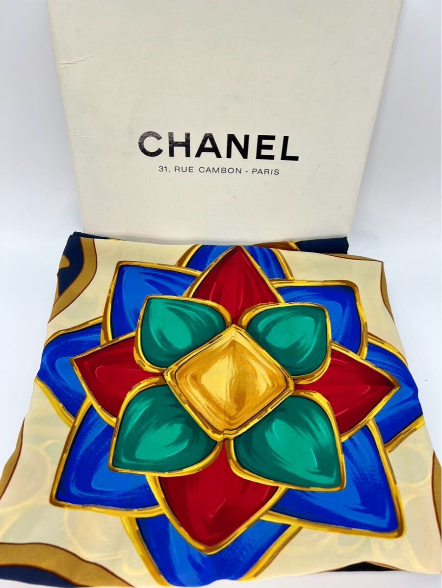 CHANEL 大判 スカーフ グリポア ジュエリー柄 美品】CHANEL シャネル グリポア柄 シルク 大判 スカーフ