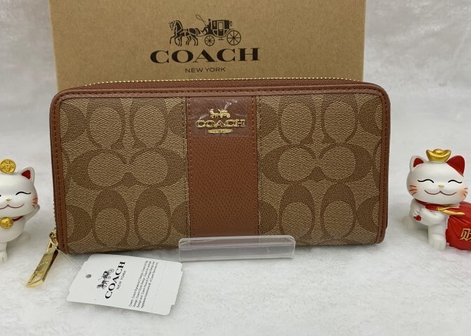 ✨未使用級✨COACH コーチ 長財布 ラウンドジップ ブラウン シグネチャー コーチ COACH 長財布 財布 レディース ブラウン プレゼント