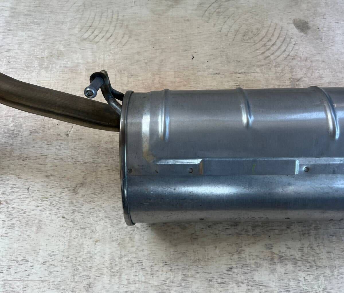 トヨタ純正 NHP160V 2024/R6年式 走行距離6,594km プロボックス ハイブリッド リアマフラー 17430-21B20 バック 後ろ_画像3