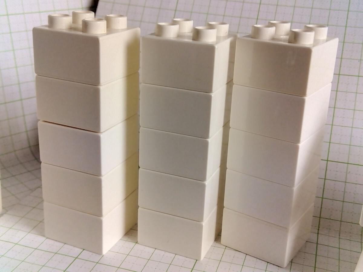 レゴデュプロ  ホワイト 白 ブロック 形いろいろ 2×4 2×2 傾斜 計30個セット_画像4