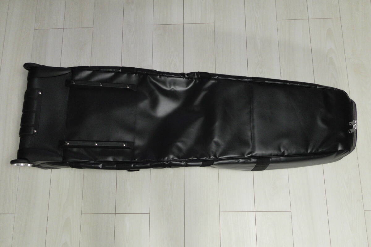 新品 送料無料 PORSCHE ポルシェ ゴルフ トラベルバッグ 正規ディーラー購入品 防水 撥水 キャスター付き_画像3