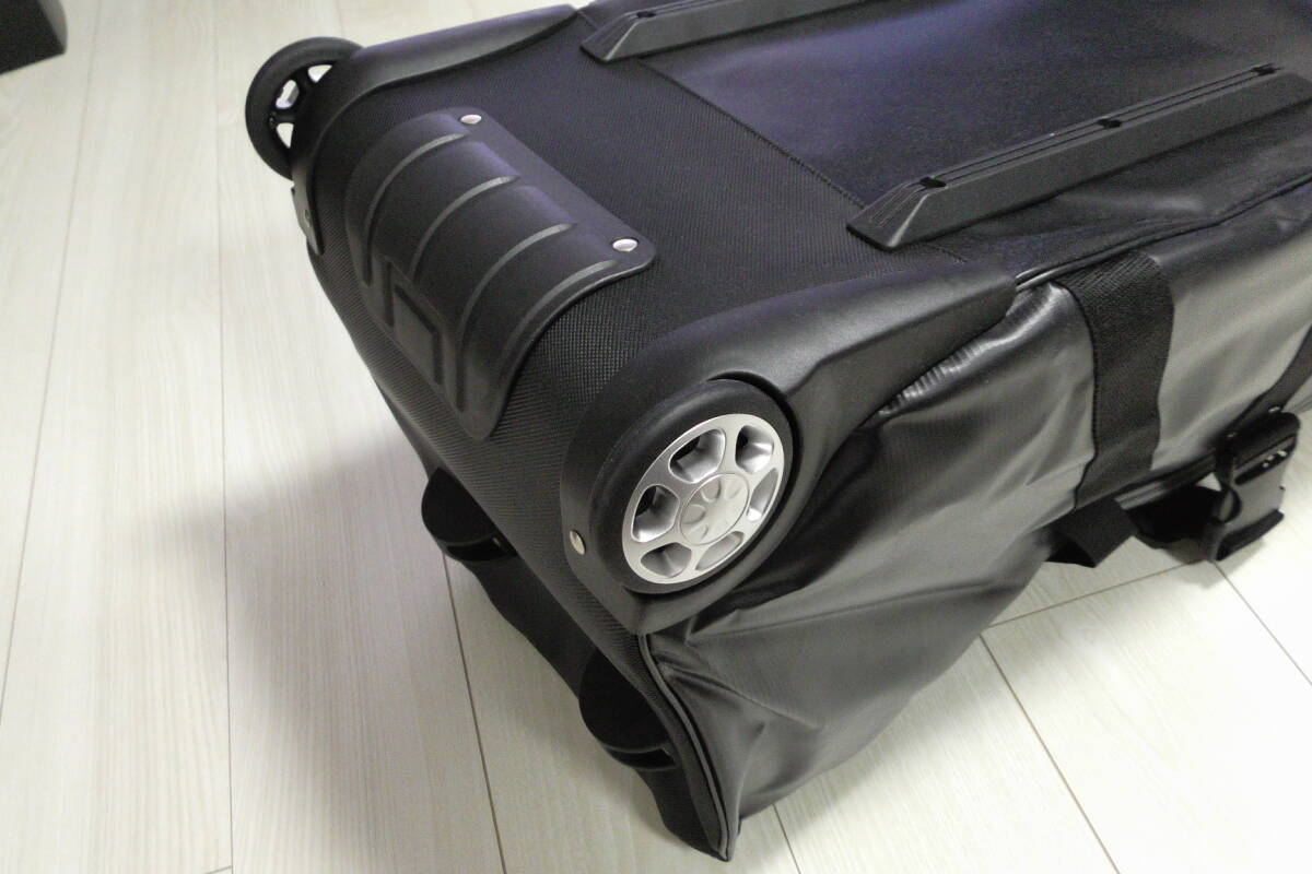新品 送料無料 PORSCHE ポルシェ ゴルフ トラベルバッグ 正規ディーラー購入品 防水 撥水 キャスター付き_画像7