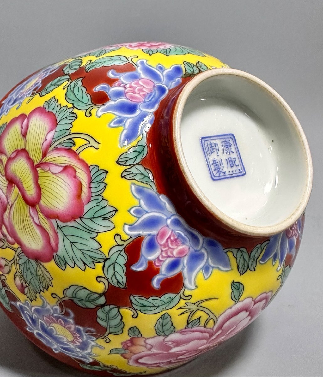 古美術 工藝品 中国陶瓷 □大成美術□琺瑯彩開光花卉紋碗一対 康熙御年製款(検)清時代