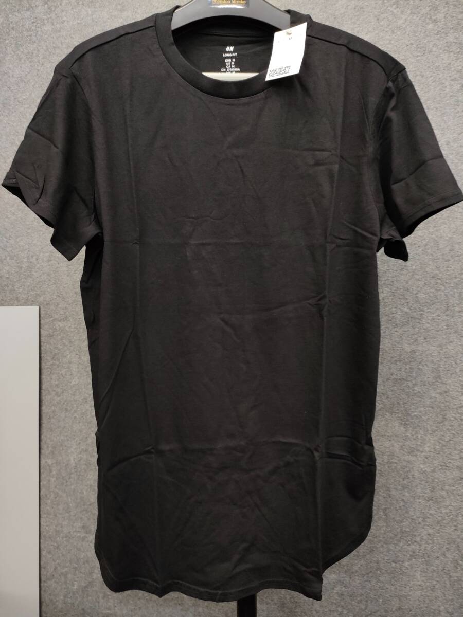 ★H&M エイチアンドエム ロングフィットTシャツ 半袖シャツ 黒 ブラック サイズM ※複数在庫あり_画像1