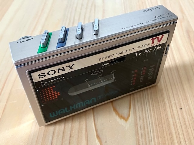 整備済｜SONY WALKMAN WM-F30 薄型ウォークマン ラジオ 高音質 即決【整備済完動品】SONY WALKMAN WM-F30 薄型ウォークマン