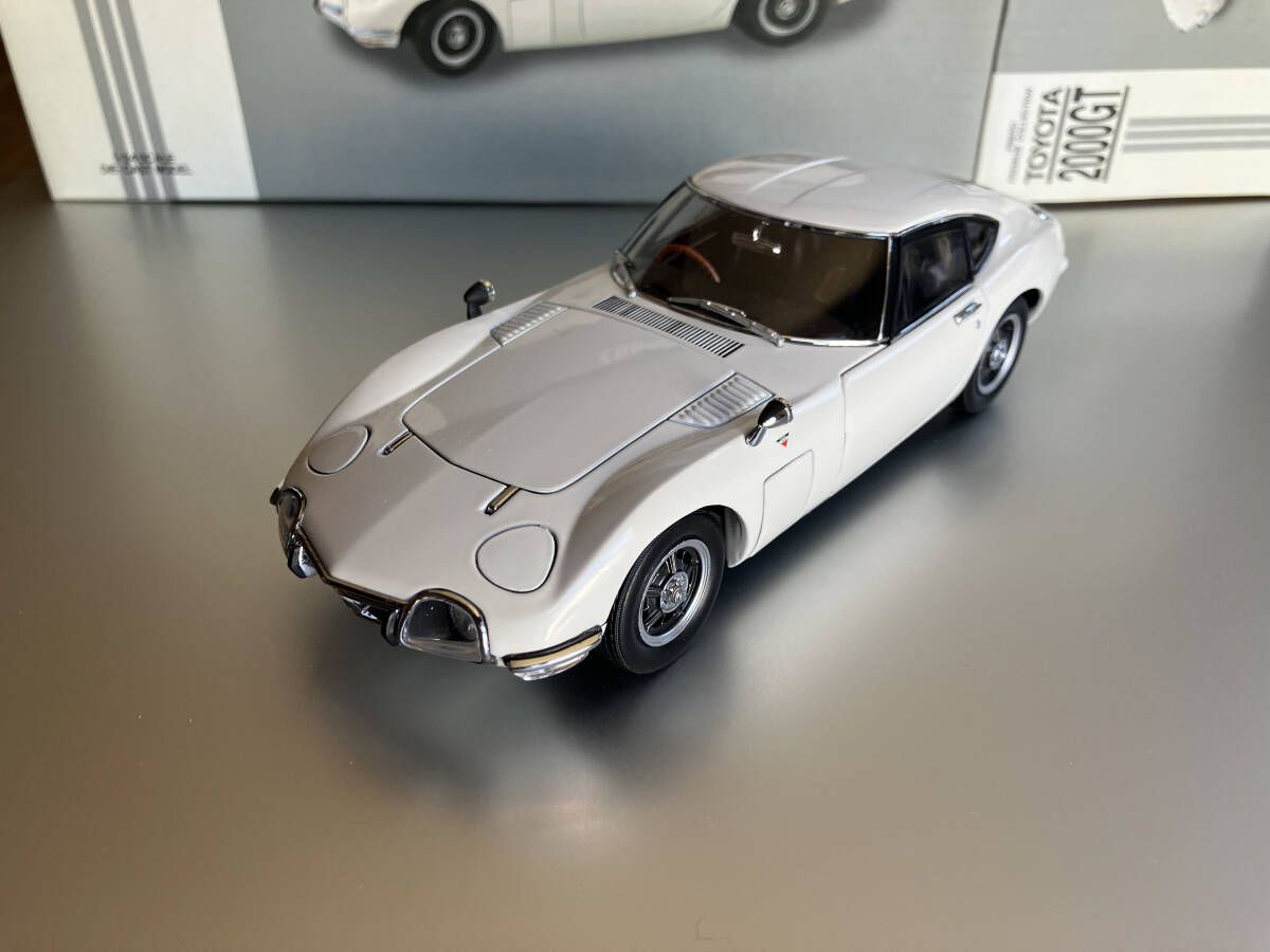 EBBRO トヨタ2000GT プレミアムコレクション エブロプレミアムコレクション 1/24 トヨタ2000GT ホワイト