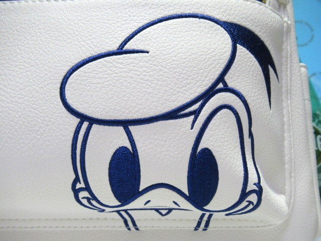 送無 サマンサタバサ ドナルドダック 90周年 限定 リュック デイパック バッグパック ショルダーバッグ 新品 証明書付 ディズニー 男女兼用_画像2