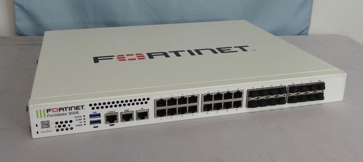 専用出品 Fortinet FortiGate 300E ファイアウォール 初期化済み 管理No