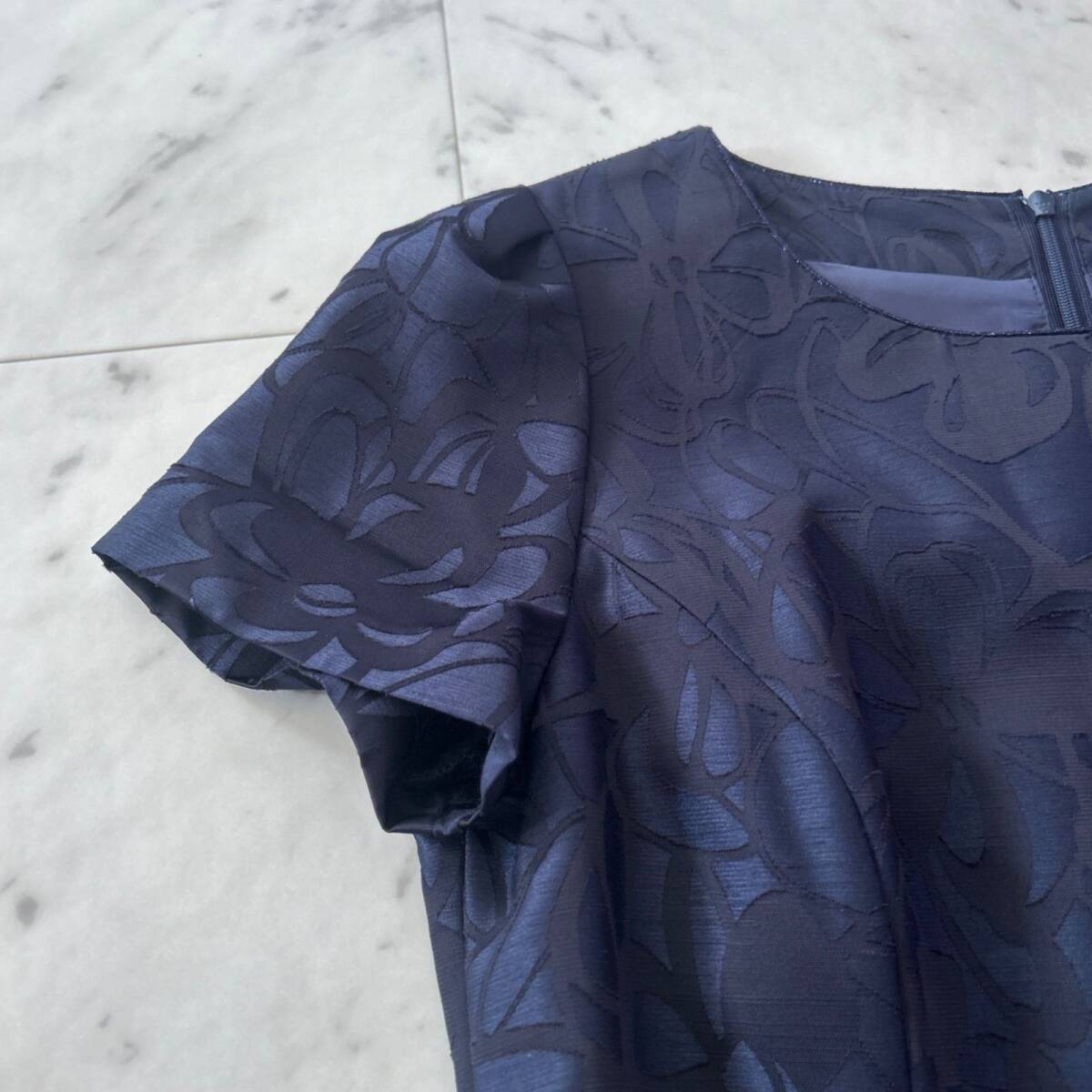 BelleCurrent 東京イギン フォーマル マザードレス ワンピース ネイビー 9AR 花柄地模様_画像4