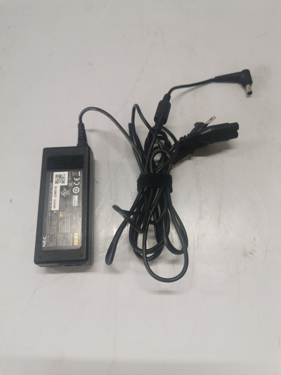 NEC AC адаптор ADP-65JH E б/у 