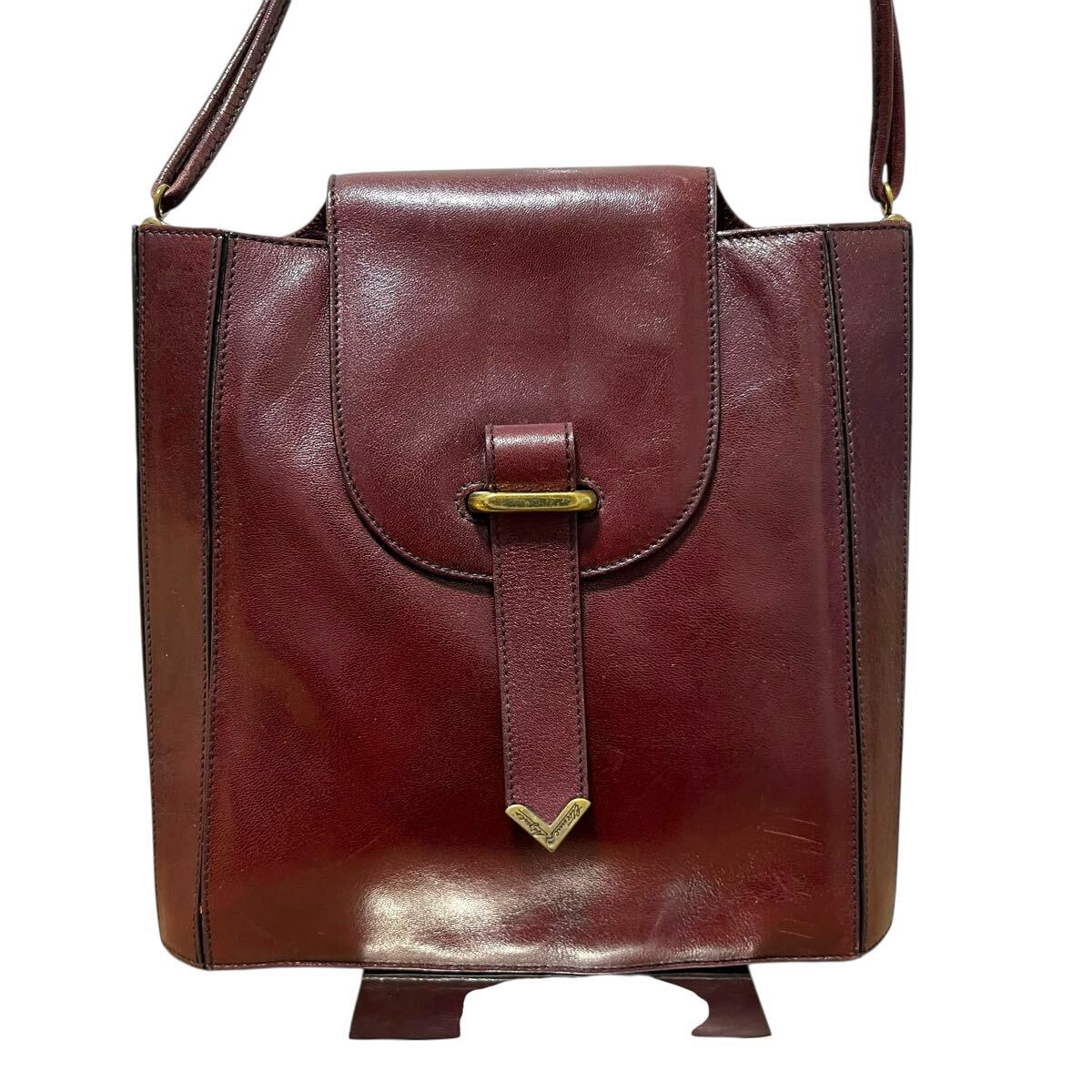 ※1 70s〜 ETIENNE AIGNERエティエンヌアイグナー レザーショルダーバッグ ワインレッド 肩掛け鞄 ビンテージ_画像2
