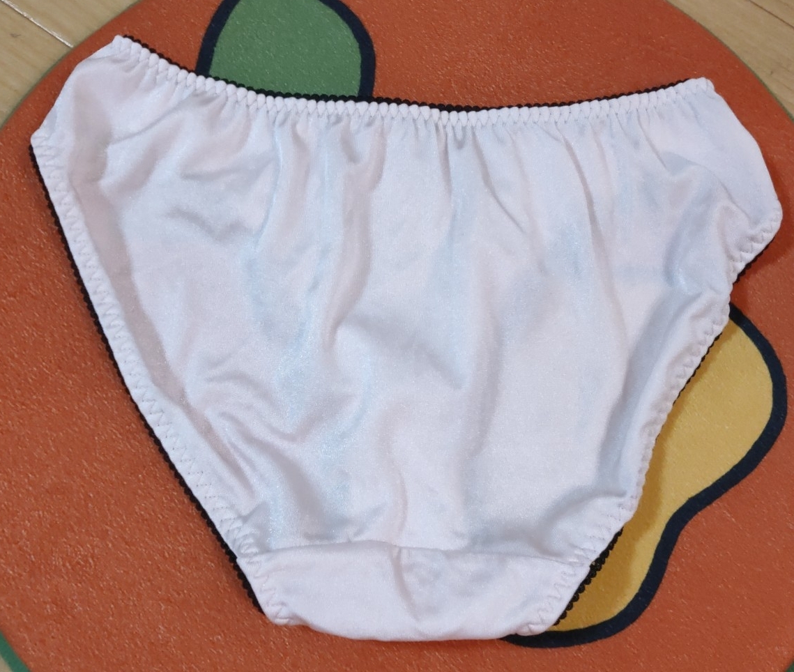 ピンクのショーツMサイズ★