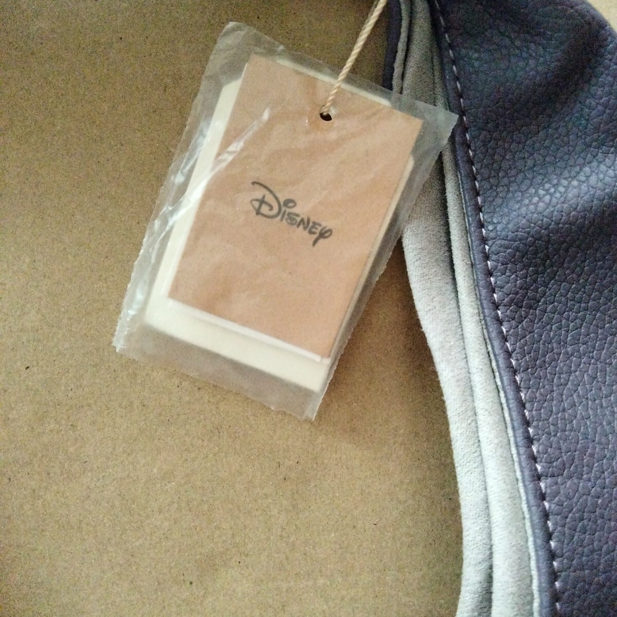 未使用 タグ付き ヴィランズ トライアングル トートバッグ パープル アースラ ディズニー _画像6