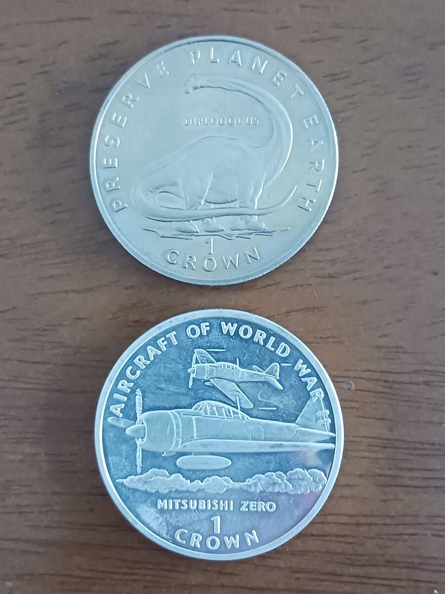 ★ISLE OF MAN マン島★三菱零式戦闘機1CROWN PROOF銀貨+恐竜DIPLODOCUS 1CROWN PROOF貨★計2PCS★1995・1993年★_画像1