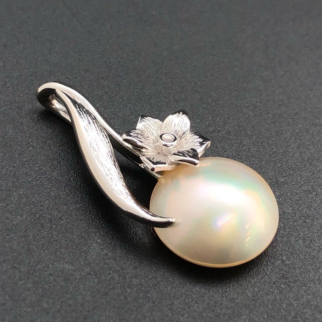 TASAKI 田崎真珠 マベパール ネックレストップ チャーム S刻印 超美品 TASAKI 田崎真珠 タサキ マベパール ネックレス
