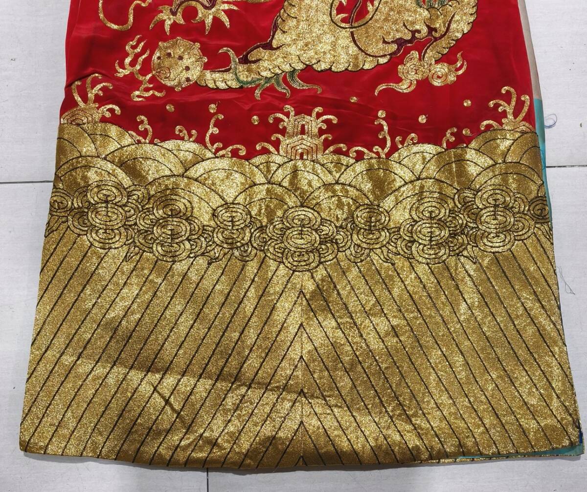 ■TG100■清朝期 袍服 紅地龍紋 刺繍文様 清時代皇帝龍袍 宮廷服官服着物 共箱■_画像7